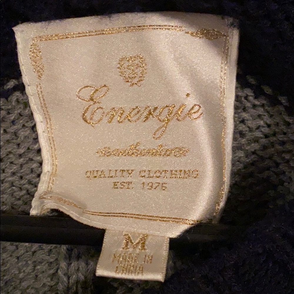Sweater - Picture 2 of 3